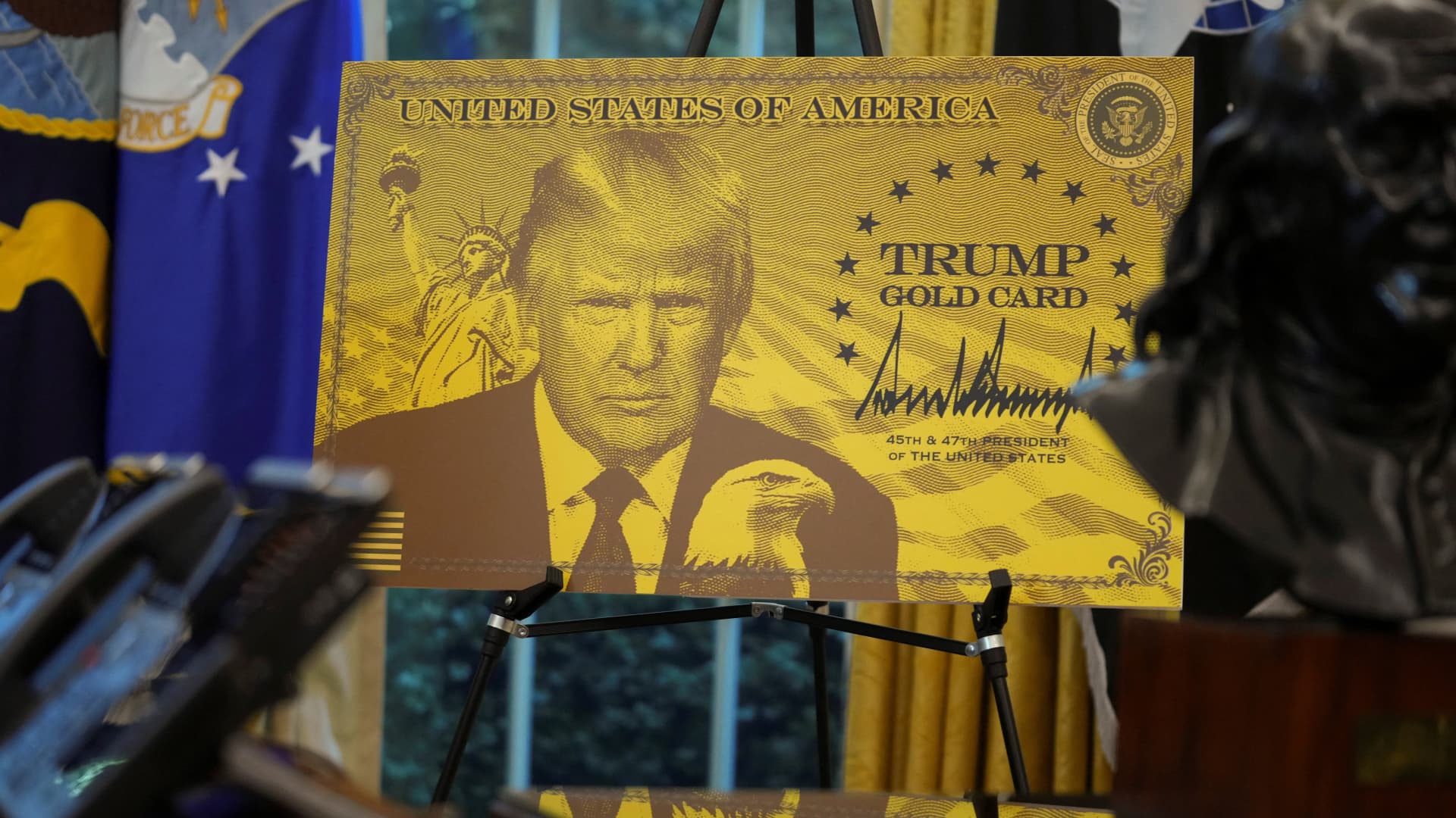 Trump's $1 million Gold Card fails to catch on among world's wealthy