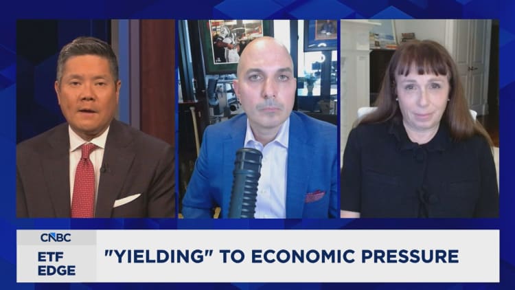 Where to watch for risks and opportunities in bond market as Warsh era at Fed begins