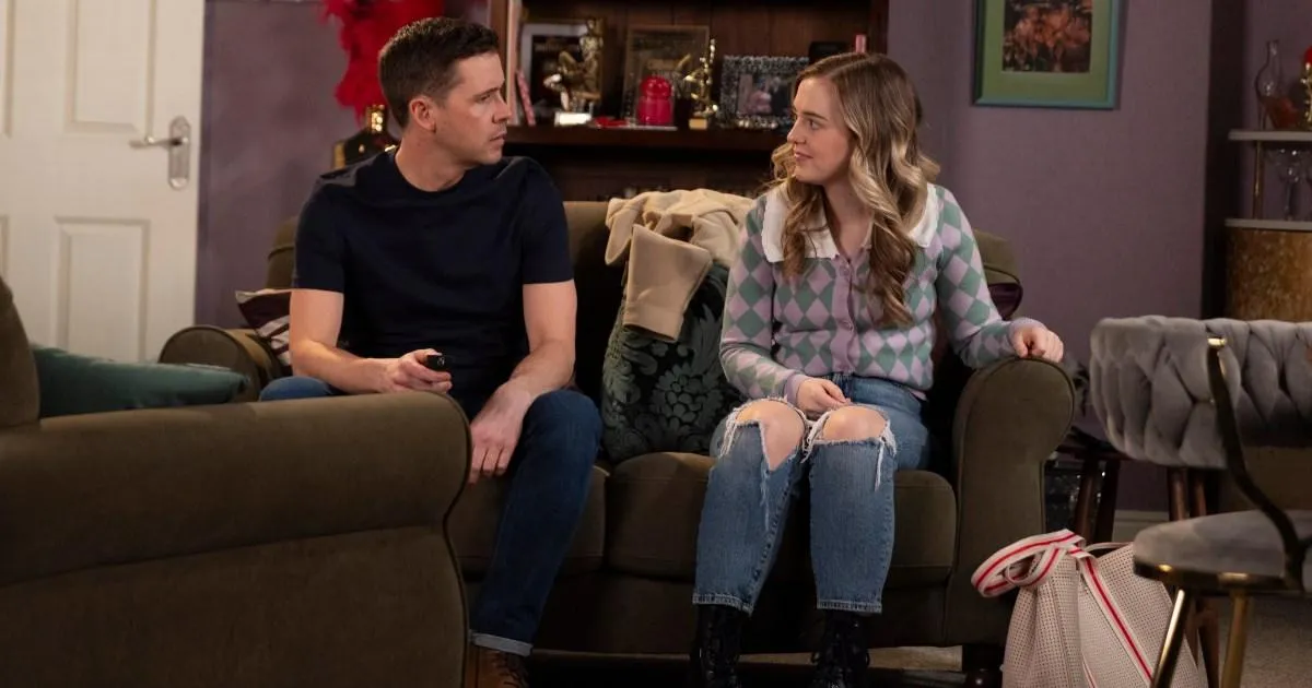 Exit for Summer as Todd encourages her to get far away from Coronation Street | Soaps