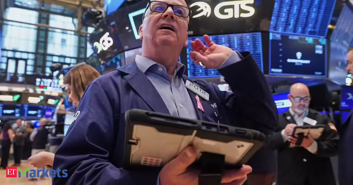 US stocks today: US stocks slip as inflation worries push Treasury yields higher