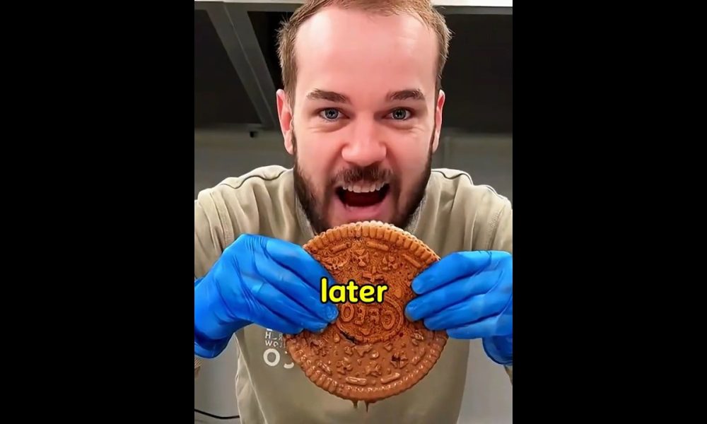 Oreo Hid a Golden Cookie Worth $1,000,000 #shorts #money