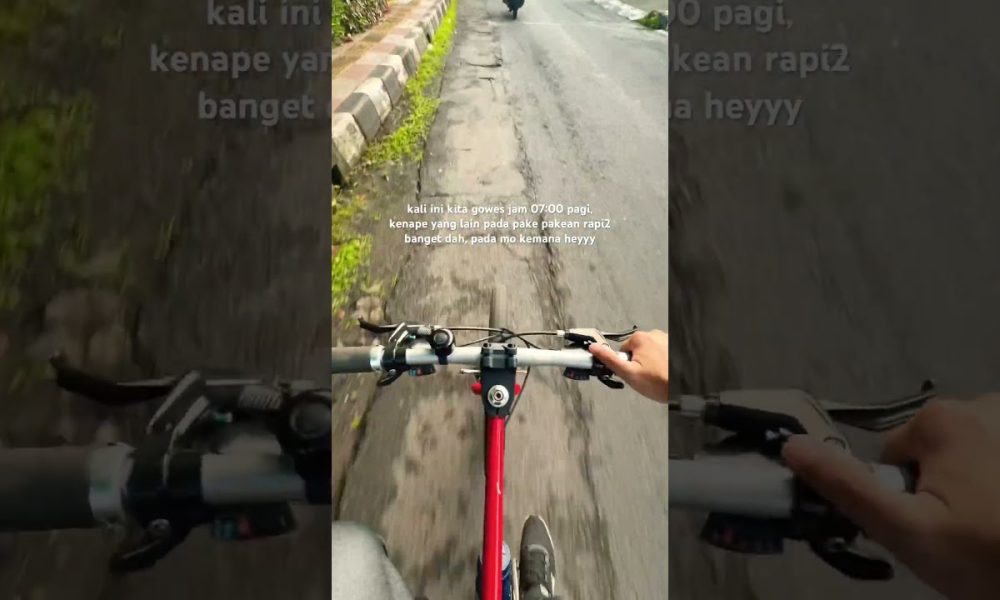 biar dikira financial freedom part II, sengaja sepedaan jam 7 pagi di hari kerja wkwkwk #sepeda