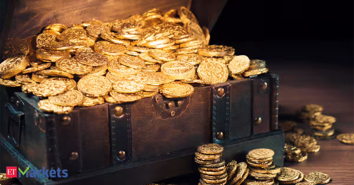 Top gold loan companies expand bullion holdings to record levels in FY26