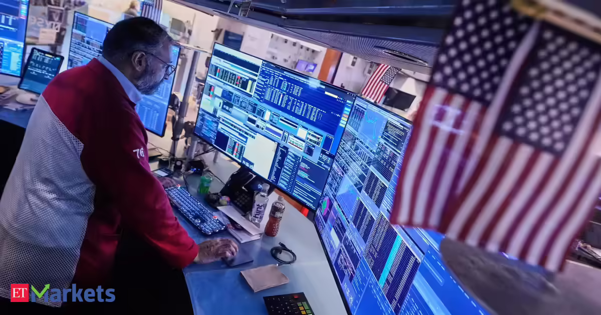 US stocks today: Dow posts closing record high, S&P 500, Nasdaq muted as AI rally pauses