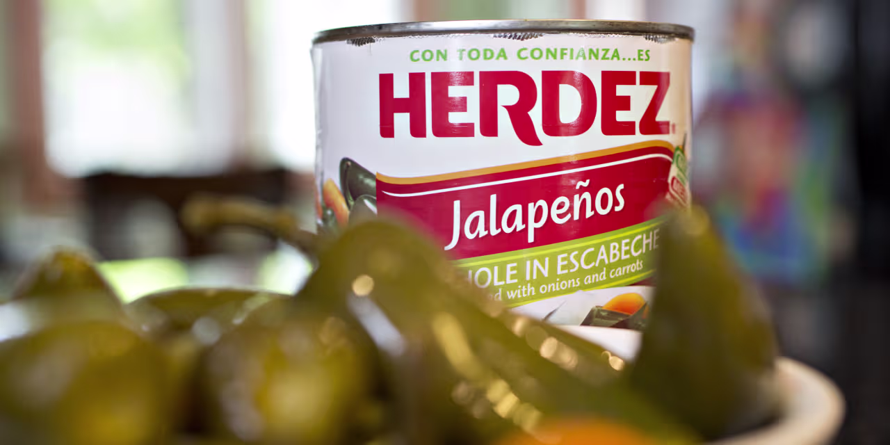 Tale of 2 Food Stocks: Hormel Jumps on Earnings While Tyson Falls on Cattle Concerns