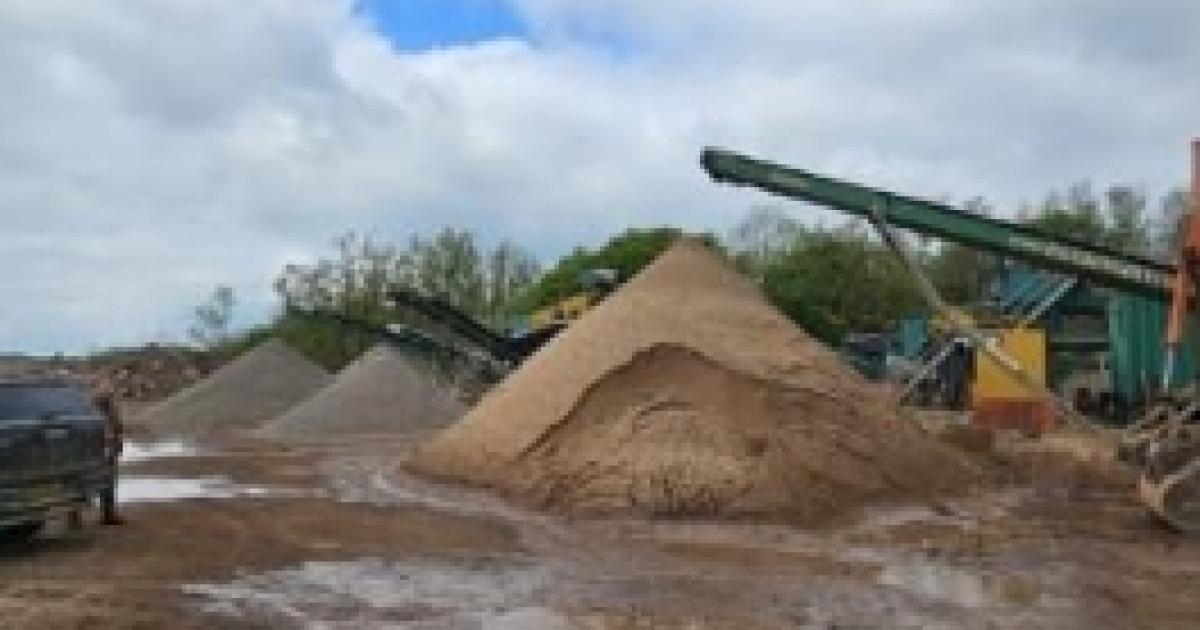 Police warn of Adlington Quarry dangers as 'youths' reported at site