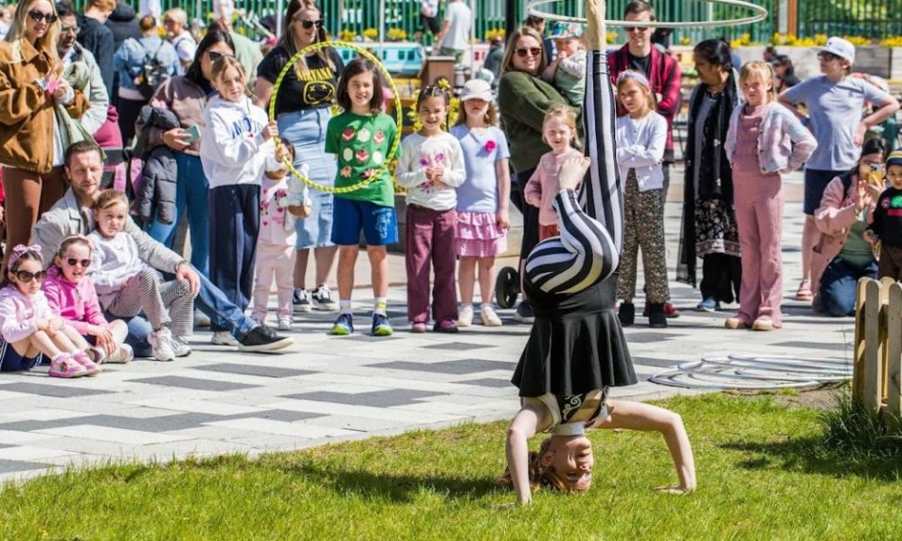 Pictures - All the thrills and skills of Hopetown Circus Spectacular