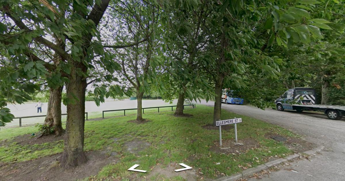 Firefighters attend Tyldesley farmhouse blaze