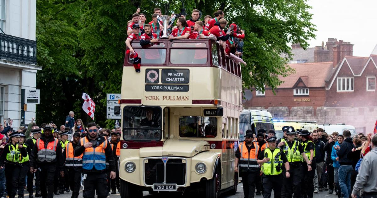 Thousands of fans at York City bus parade - in pictures