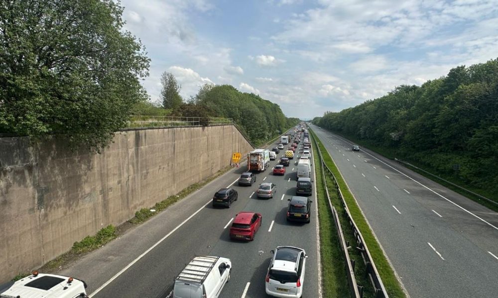 Police issue tragic update as M61 closed both directions near Bolton