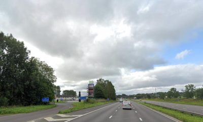 Couple praise police after 'little boy rescued' from M61 near Bolton