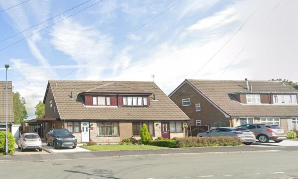 Kenwood Avenue, Leigh GMP investigation after shots fired