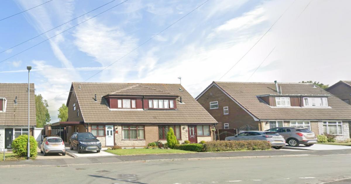 Kenwood Avenue, Leigh GMP investigation after shots fired