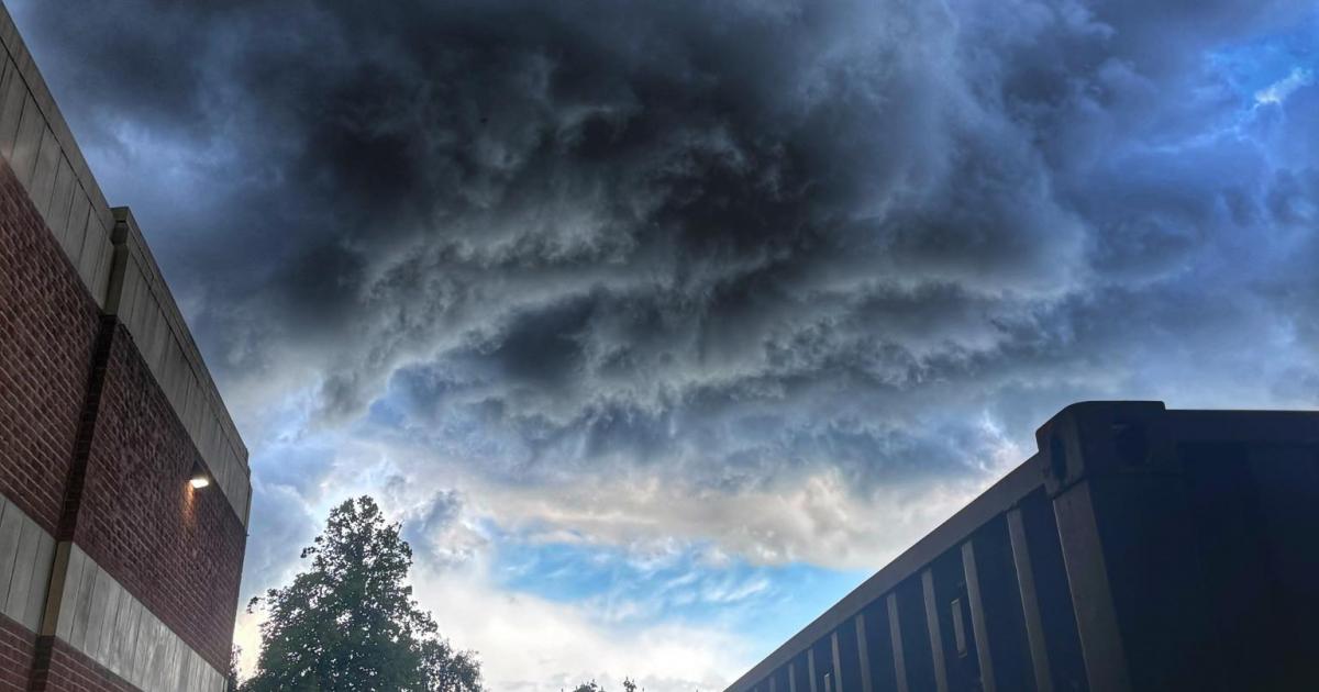 Storm closes in on York in dramatic photo by Kieran Delaney