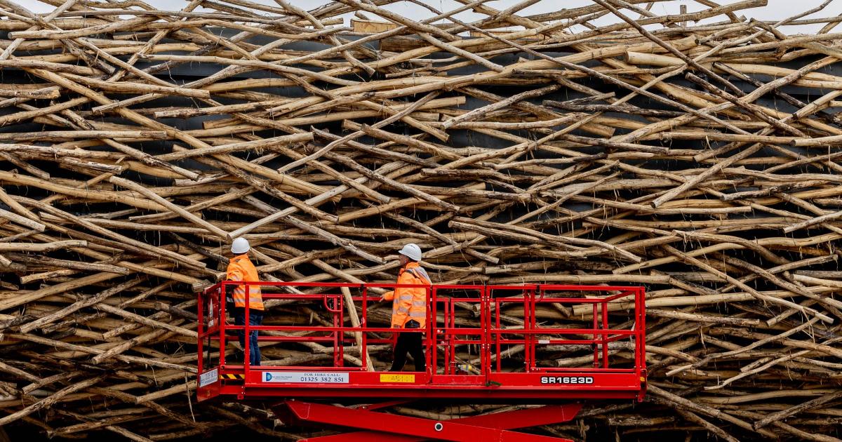 Final timber placed on The Lost Feather arena at Kynren