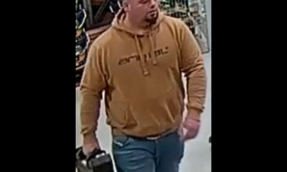 Appeal launched after fraudsters target B&Q in Scarborough