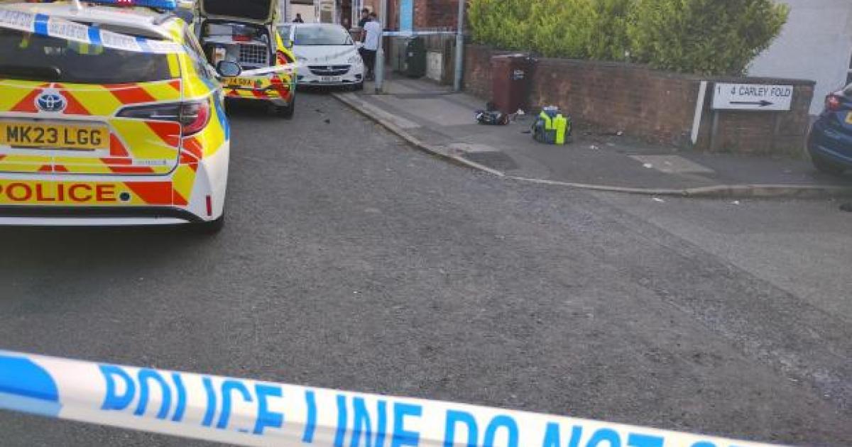 Teen arrested after suspected stabbing in Wigan Road, Bolton