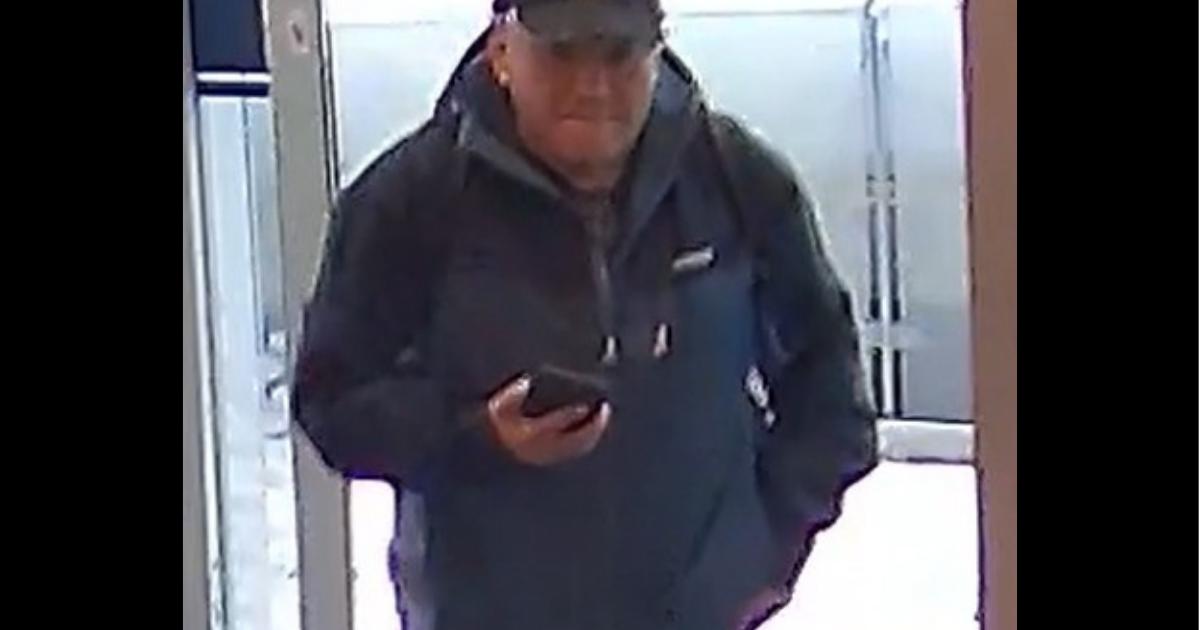Woman's handbag stolen at York city centre hotel