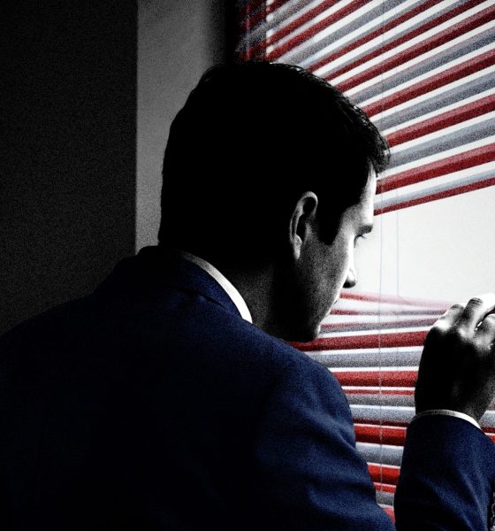 Senator Moreno Vows to ‘Break the Cartel’ as Banks Panic Over CLARITY Act Stablecoin Yields