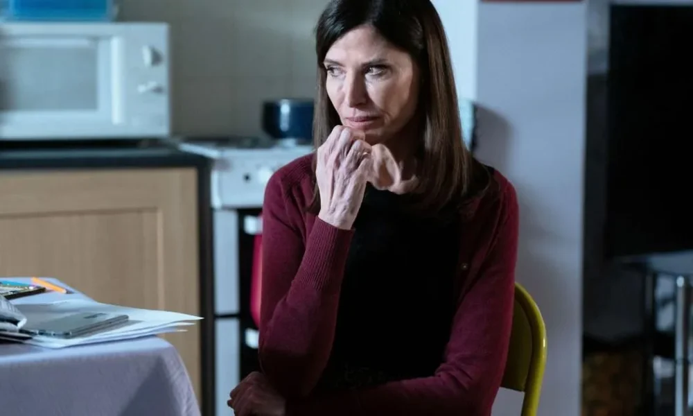 Ian shocked by Bea's fiery reaction to being dumped | Soaps
