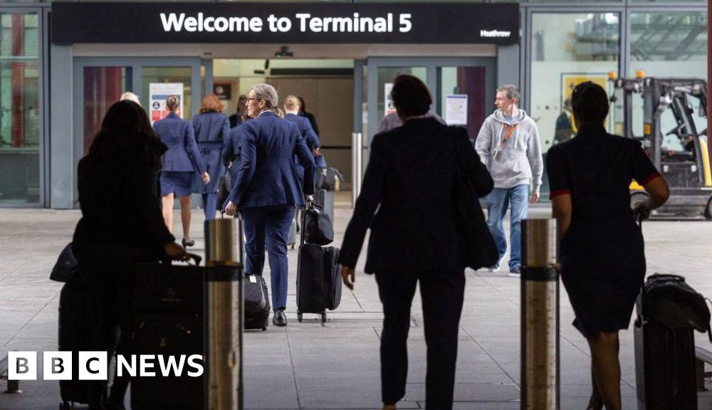 Heathrow sees passenger dip amid Iran conflict