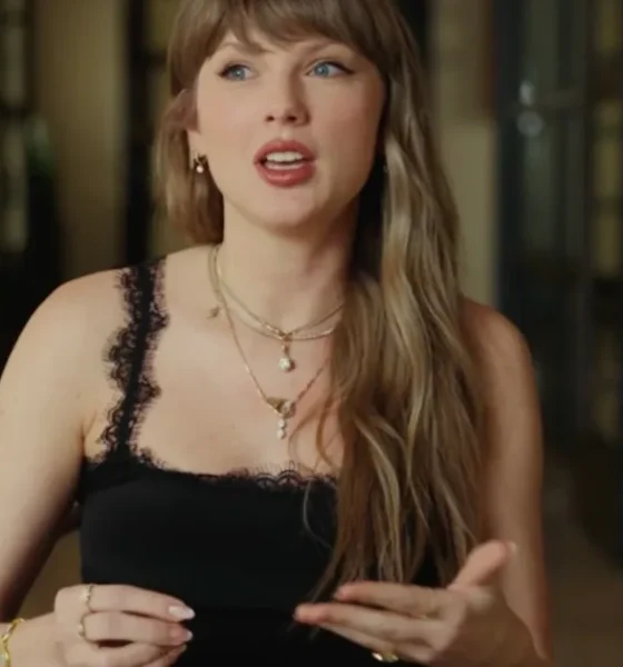 Taylor Swift Confesses The Fan Habit She Finds 'Weird'