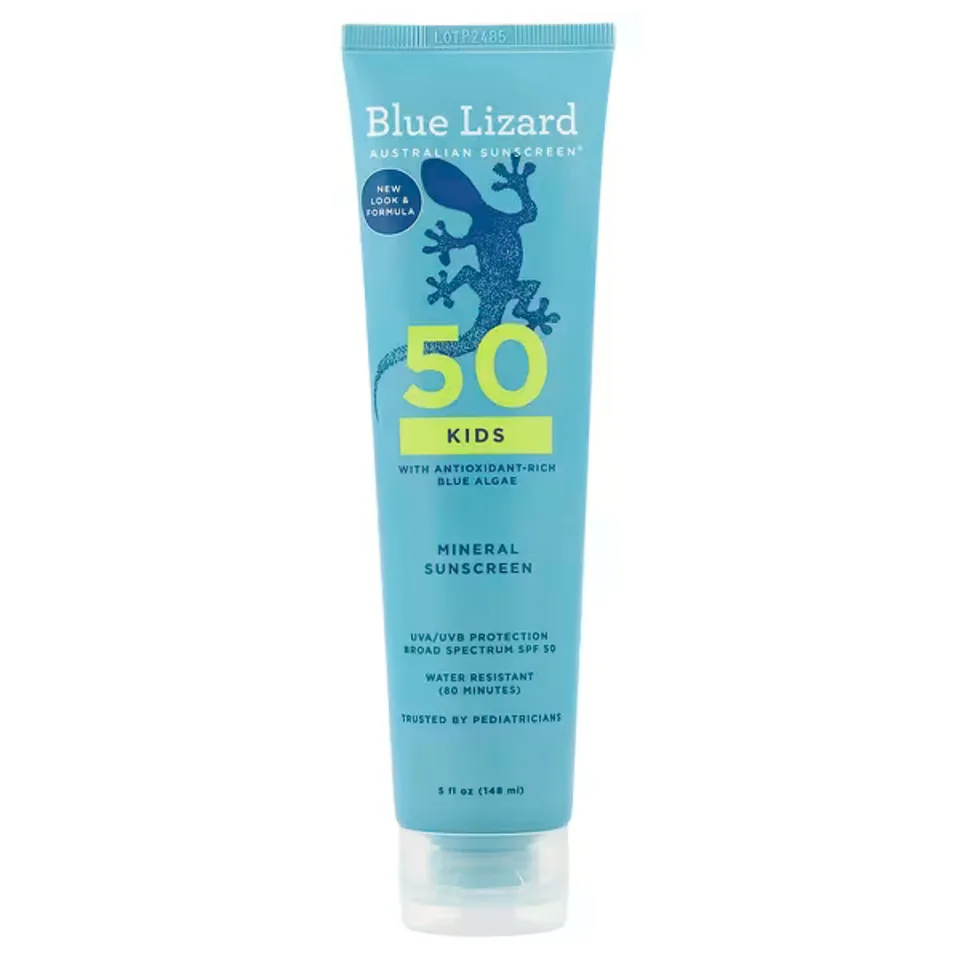 Ingredients To Avoid In Kids' Sunscreen, And 11 Of The Best To Shop Now