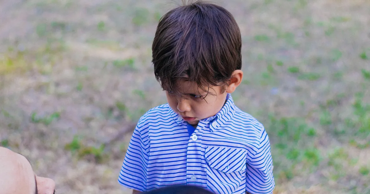 Stranger Danger: Ex-Paramedic Explains Why Parents Should Teach Kids About 'Safe Adults'