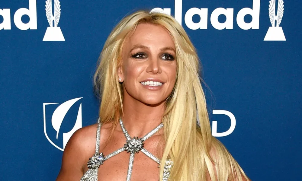 Britney Spears Brands Restaurant Knife Incident Reports 'Ridiculous'