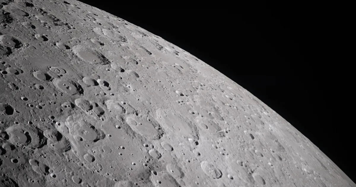 Astronomer Warns SpaceX Rocket Will Crash Into The Moon