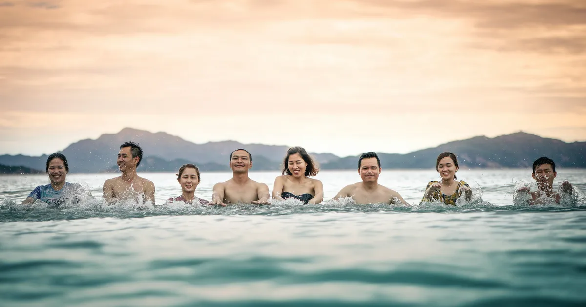 Why Your Friends Have More Friends Than You