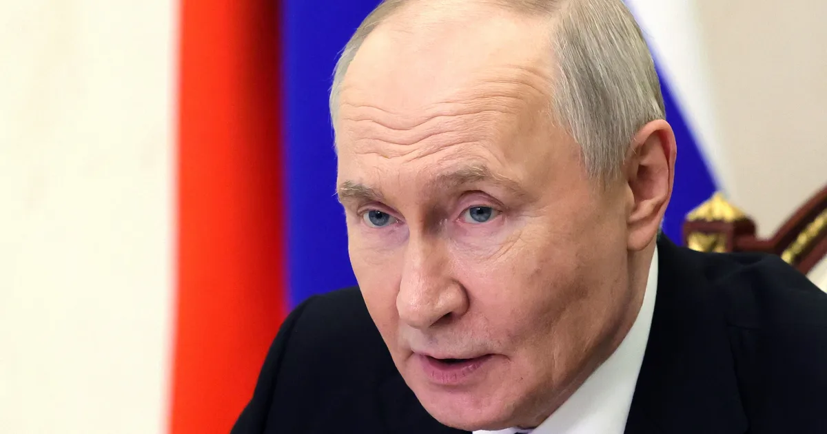 Putin Authority Wanes Amid Russian Frustration, Expert Warns