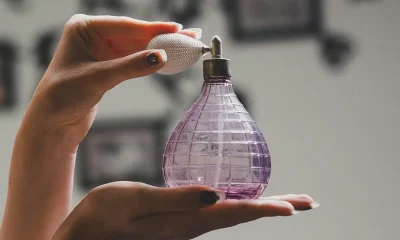 3 Reasons Not To Wear Perfume Outside This Summer