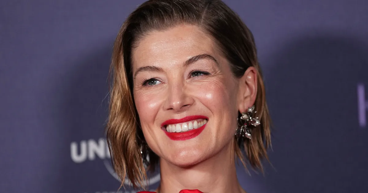 Rosamund Pike Claims Nude Scenes 'Never Benefit The Woman' Performing