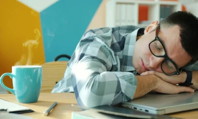 Experts Share The Common Signs You Aren't Sleeping Well Enough