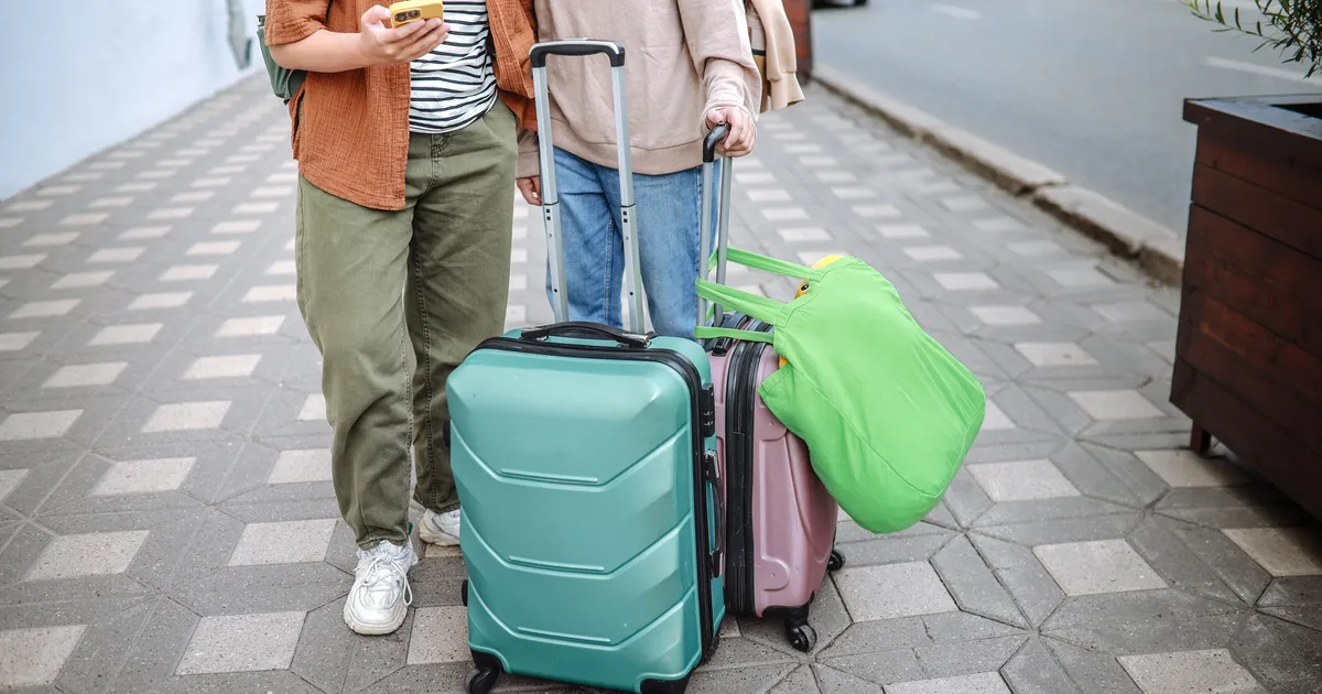 Holidaymakers Warned To Not Use Wheeled Suitcases This Summer