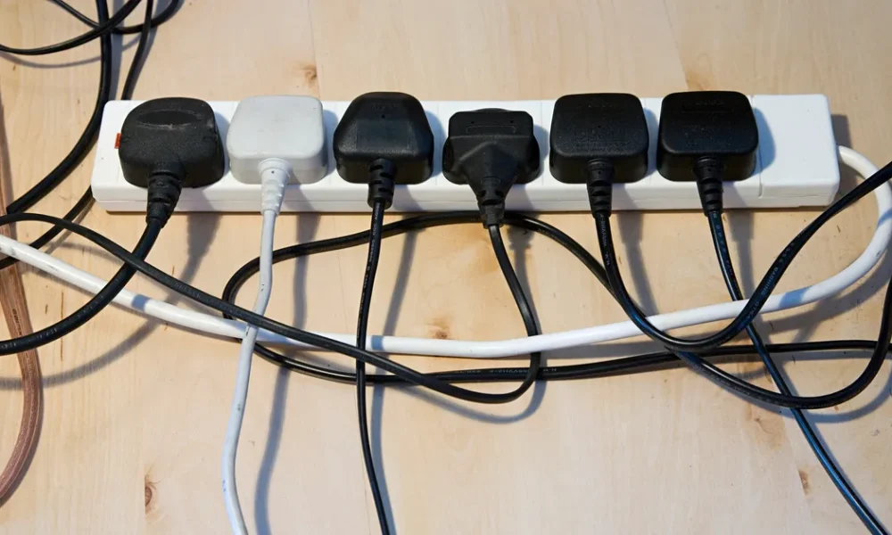 5 Appliances To Avoid Plugging Into An Extension Lead