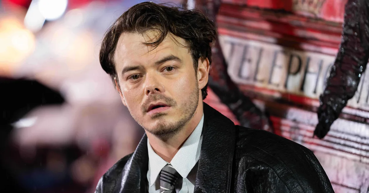 First Look At Stranger Things' Charlie Heaton In New Peaky Blinders Revival