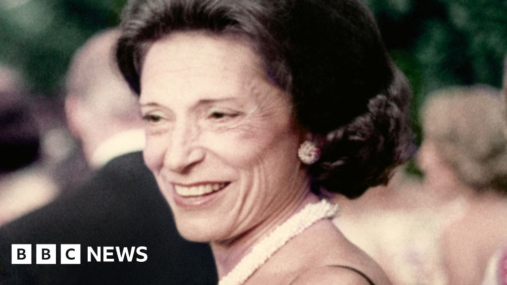 Gap co-founder Doris Fisher dies aged 94
