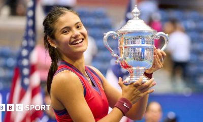 Emma Raducanu with the US Open trophy after her 2021 victory