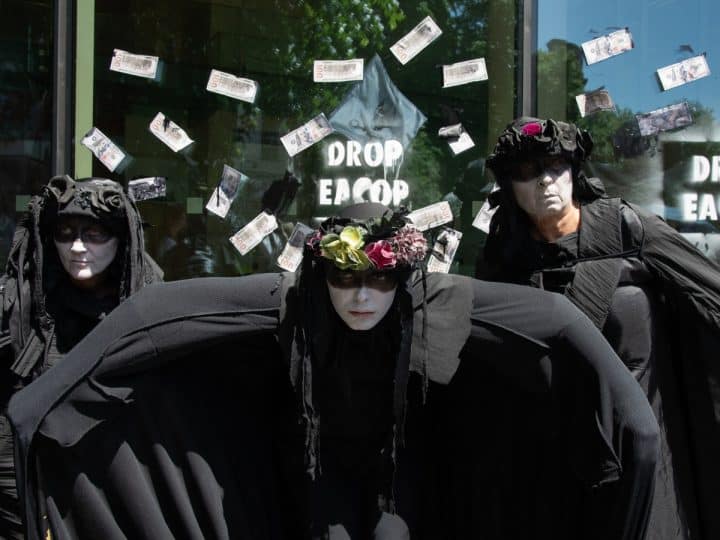 Protesters outside office of Federated Hermes