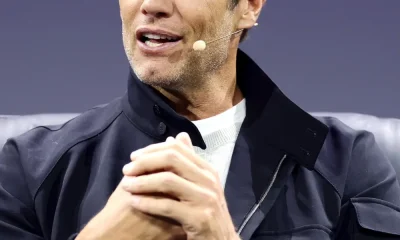 GettyImages-2274807936-Tom-Brady-Calls-Out-Kevin-Hart-for-Cheating-on-Wife-Eniko.jpg