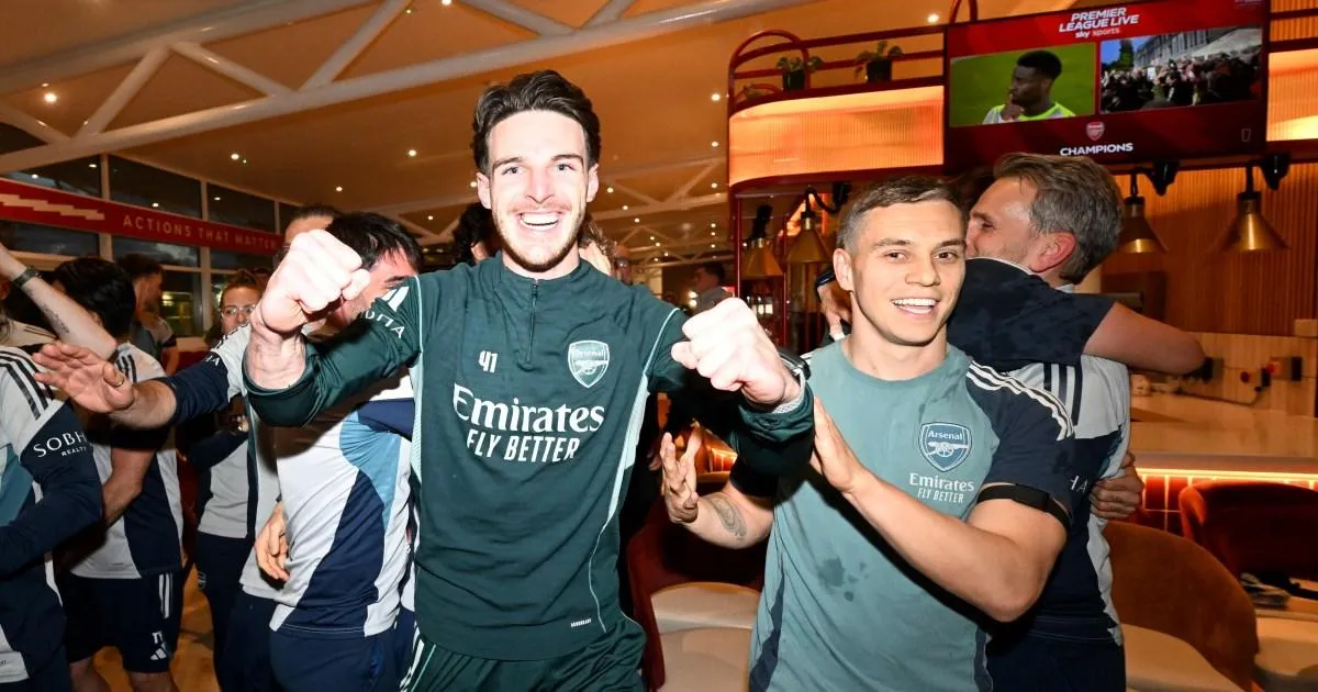 Declan Rice hits back at Man City fans in leading Arsenal title celebrations | Football