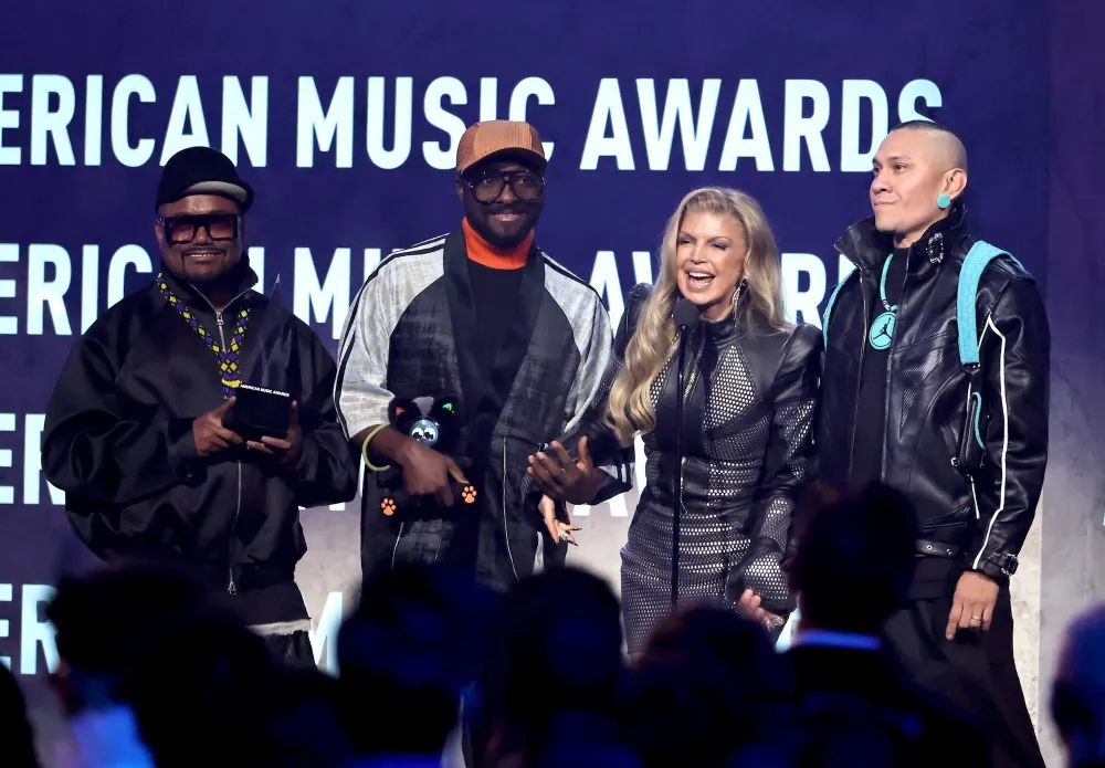 GettyImages-2278211502 Fergie Reunites With Black Eyed Peas at 2026 AMAs