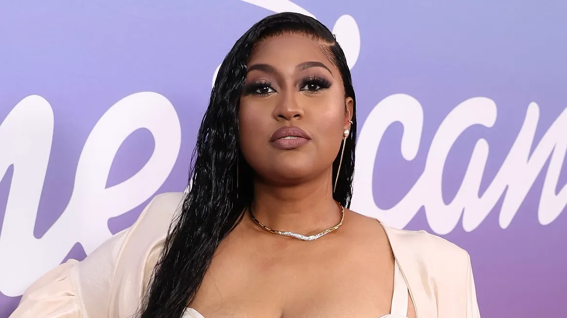 Come Thru, Then! Jazmine Sullivan STUNS After Showing Off Her Apparent Weight Loss (VIDEOS)