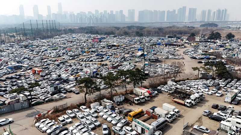 South Korean April exports rise 48.0% y/y as chip boom extends
