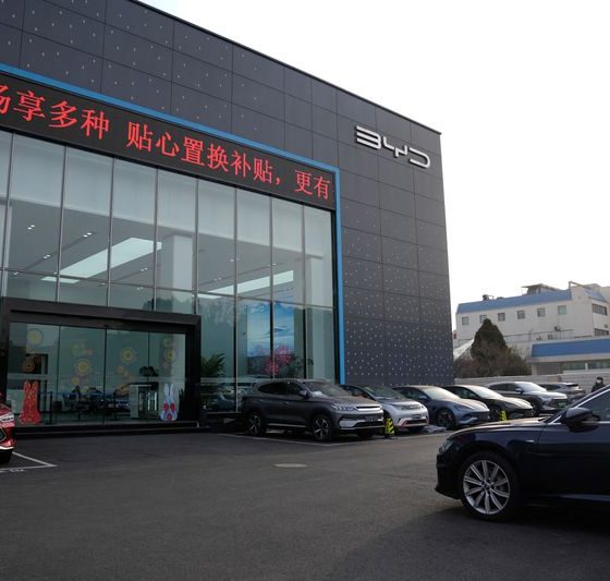 China’s domestic car demand stays weak but exports strengthen