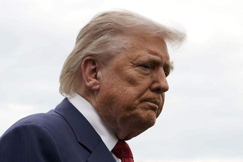 Trump says Iran ceasefire on ’life support’ after rejecting Tehran’s response