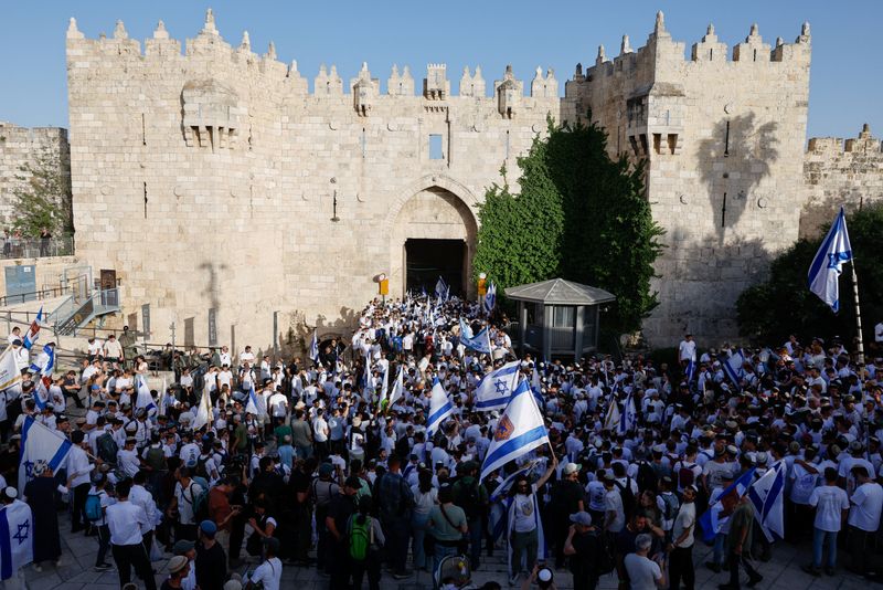 Israelis mark capture of East Jerusalem with Old City parade, racist chants