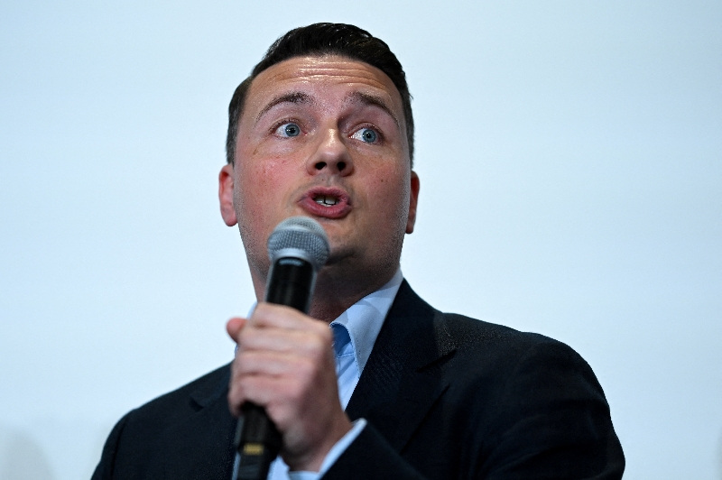 Former minister Streeting says he will stand in any contest to replace UK’s Starmer